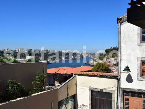 Prédio  Venda em Cedofeita, Santo Ildefonso, Sé, Miragaia, São Nicolau e Vitória,Porto