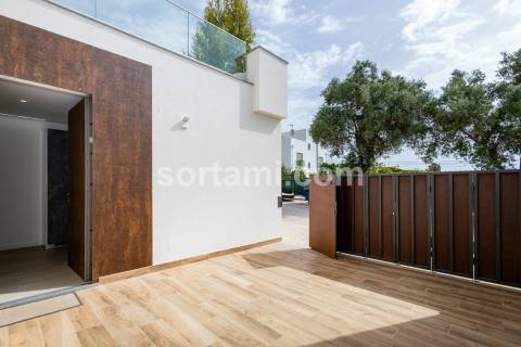 Moradia em Banda T3 Venda em Moncarapacho e Fuseta,Olhão