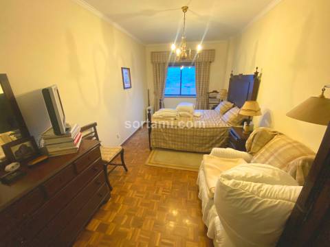 Apartamento T4 Venda em Póvoa de Varzim, Beiriz e Argivai,Póvoa de Varzim