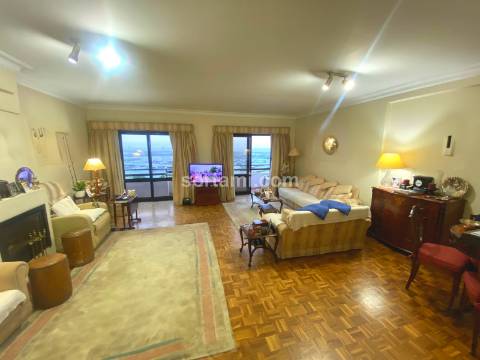 Apartamento T4 Venda em Póvoa de Varzim, Beiriz e Argivai,Póvoa de Varzim