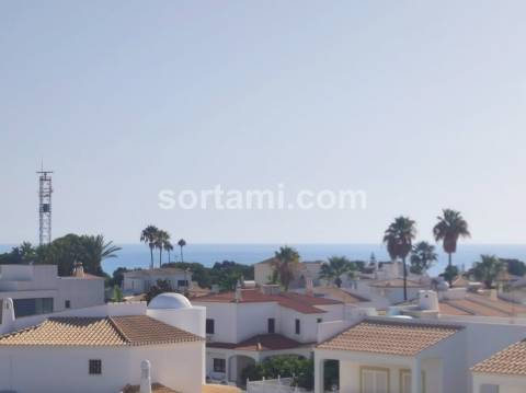 Moradia Geminada T3+1 Venda em Guia,Albufeira