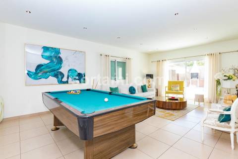 Moradia Isolada T4+1 Venda em Quarteira,Loulé