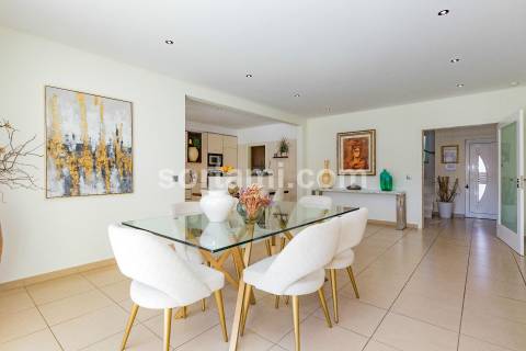 Moradia Isolada T4+1 Venda em Quarteira,Loulé