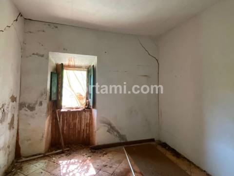 Moradia Devoluta T6 Venda em São Brás de Alportel,São Brás de Alportel