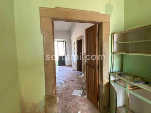 Moradia Devoluta T6 Venda em São Brás de Alportel,São Brás de Alportel