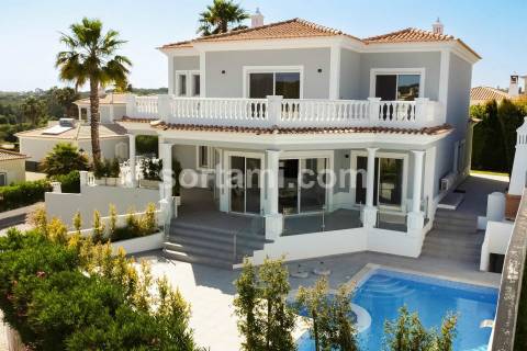 Moradia Isolada T5 Venda em Almancil,Loulé