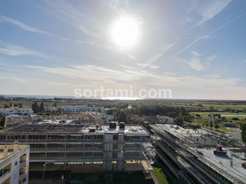 Apartamento T4 Venda em Quarteira,Loulé