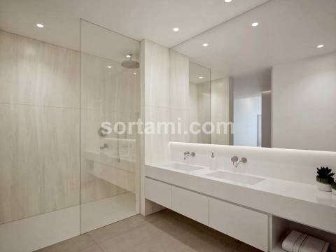 Moradia Geminada T4 Venda em Lagos (São Sebastião e Santa Maria),Lagos