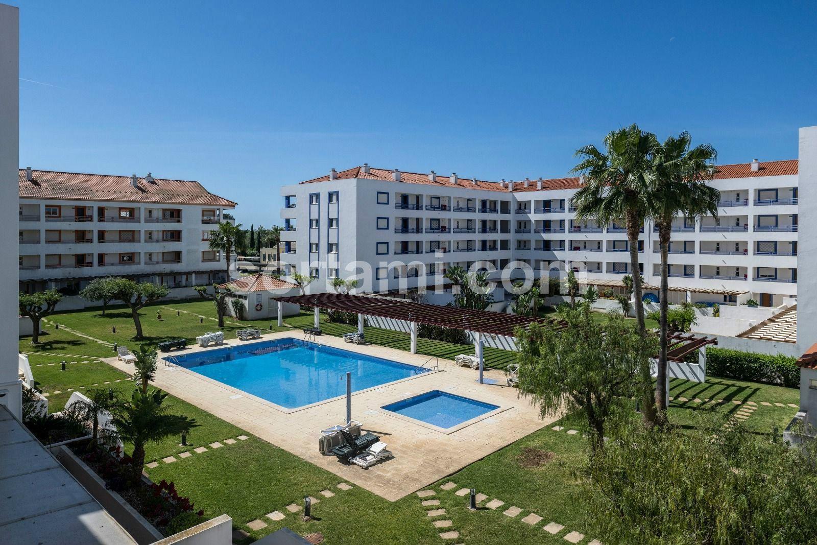 Apartamento T2 Arrendamento em Quarteira,Loulé