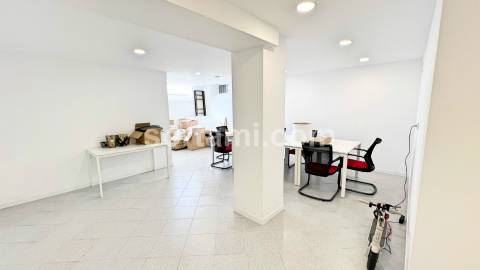 Loja  Venda em Quarteira,Loulé