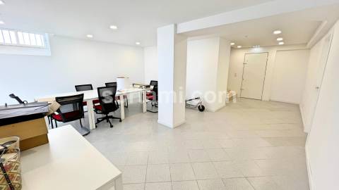 Loja  Venda em Quarteira,Loulé