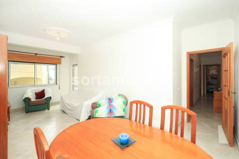 Apartamento T2 Venda em Quarteira,Loulé