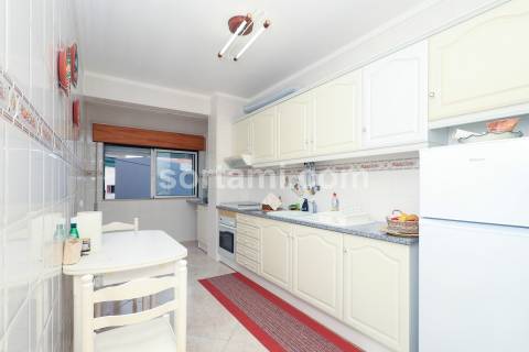 Apartamento T2 Venda em Quarteira,Loulé