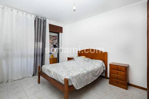 Apartamento T2 Venda em Quarteira,Loulé