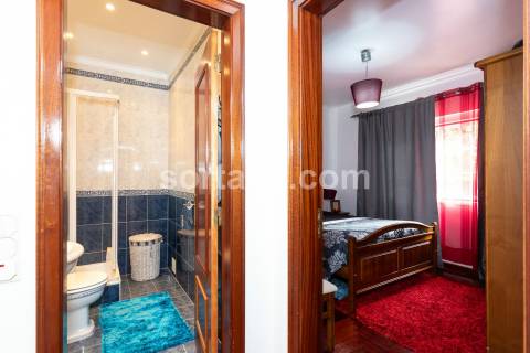 Moradia em Banda T2+3 Venda em Albufeira e Olhos de Água,Albufeira