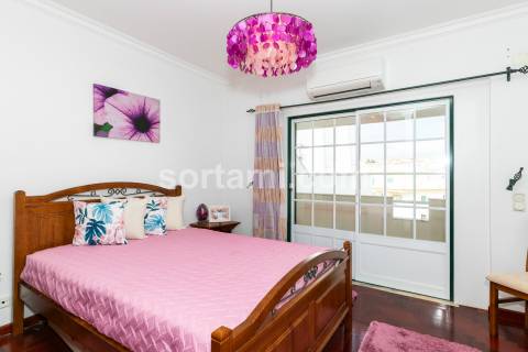 Moradia em Banda T2+3 Venda em Albufeira e Olhos de Água,Albufeira