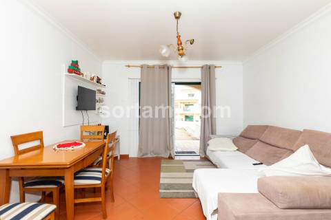 Moradia em Banda T2+3 Venda em Albufeira e Olhos de Água,Albufeira