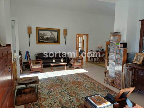 Moradia Isolada T4+1 Venda em Moncarapacho e Fuseta,Olhão
