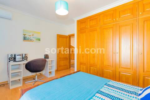 Moradia Geminada T3 Venda em Quarteira,Loulé