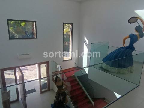 Moradia Isolada T5+1 Venda em Alvor,Portimão