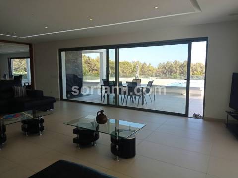 Moradia Isolada T5+1 Venda em Alvor,Portimão