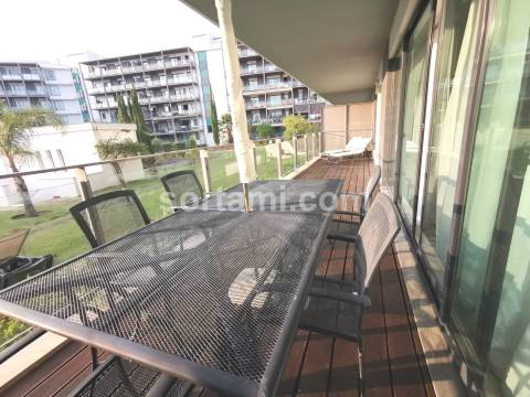 Apartamento T2 Venda em Quarteira,Loulé