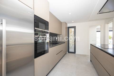 Moradia Isolada T3 Venda em Albufeira e Olhos de Água,Albufeira