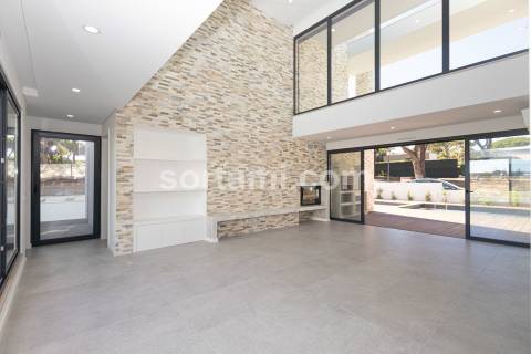 Moradia Isolada T3 Venda em Albufeira e Olhos de Água,Albufeira