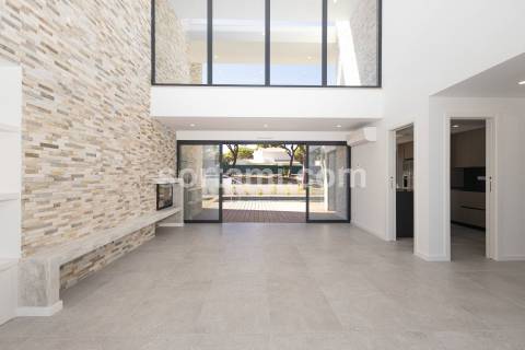 Moradia Isolada T3 Venda em Albufeira e Olhos de Água,Albufeira