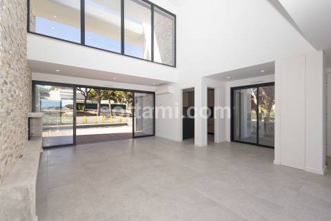 Moradia Isolada T3 Venda em Albufeira e Olhos de Água,Albufeira