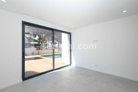 Moradia Isolada T3 Venda em Albufeira e Olhos de Água,Albufeira