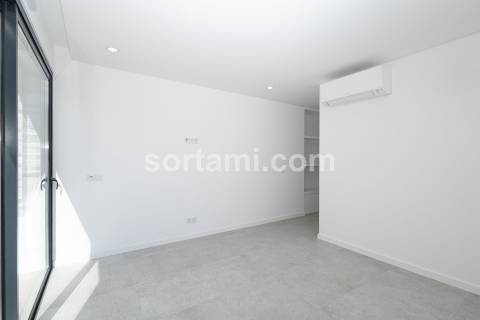 Moradia Isolada T3 Venda em Albufeira e Olhos de Água,Albufeira