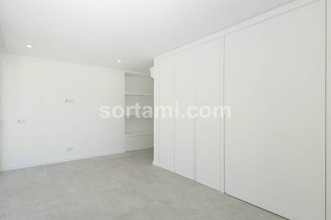 Moradia Isolada T3 Venda em Albufeira e Olhos de Água,Albufeira