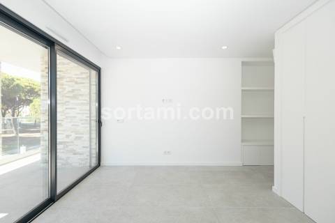 Moradia Isolada T3 Venda em Albufeira e Olhos de Água,Albufeira