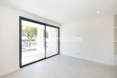 Moradia Isolada T3 Venda em Albufeira e Olhos de Água,Albufeira