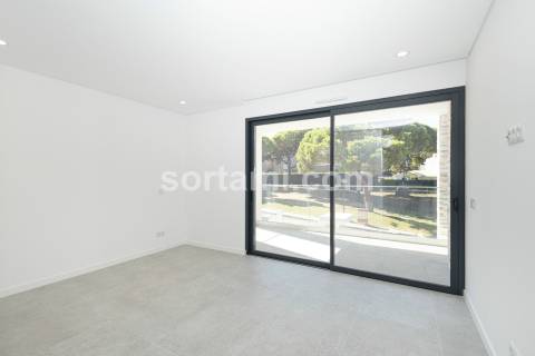 Moradia Isolada T3 Venda em Albufeira e Olhos de Água,Albufeira