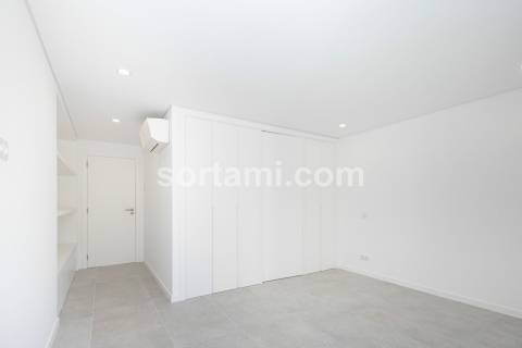 Moradia Isolada T3 Venda em Albufeira e Olhos de Água,Albufeira