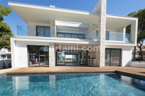 Moradia Isolada T3 Venda em Albufeira e Olhos de Água,Albufeira