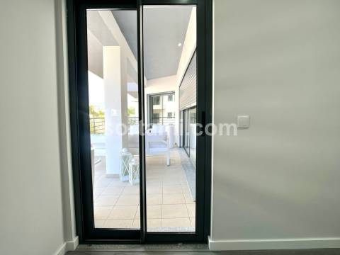 Apartamento T4 Venda em Quelfes,Olhão