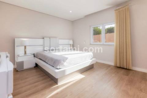 Moradia Isolada T3+2 Venda em Quarteira,Loulé