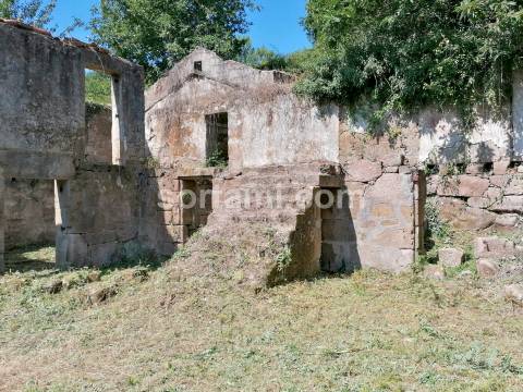 Moradia Devoluta  Venda em Penhalonga e Paços de Gaiolo,Marco de Canaveses