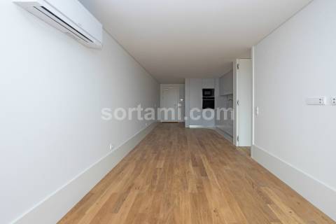 Apartamento T2 Venda em Cedofeita, Santo Ildefonso, Sé, Miragaia, São Nicolau e Vitória,Porto