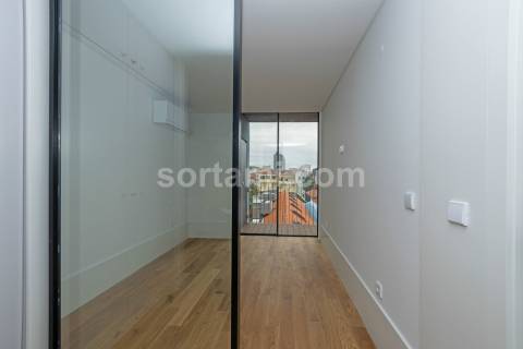 Apartamento T2 Venda em Cedofeita, Santo Ildefonso, Sé, Miragaia, São Nicolau e Vitória,Porto