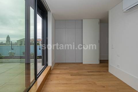 Apartamento T2 Venda em Cedofeita, Santo Ildefonso, Sé, Miragaia, São Nicolau e Vitória,Porto