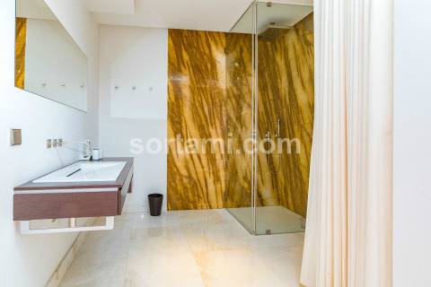 Moradia Isolada T5 Venda em Alvor,Portimão