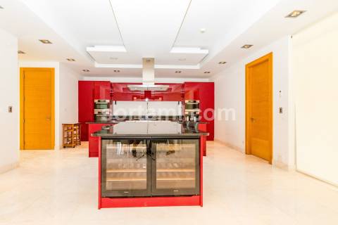 Moradia Isolada T5 Venda em Alvor,Portimão