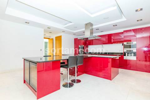 Moradia Isolada T5 Venda em Alvor,Portimão