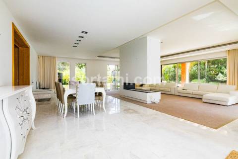 Moradia Isolada T5 Venda em Alvor,Portimão