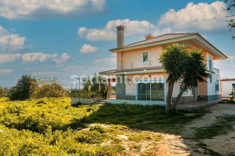 Moradia Isolada T4 Venda em Santa Bárbara de Nexe,Faro