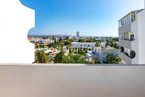 Apartamento T0+1 Venda em Quarteira,Loulé